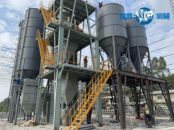 �ɷ�ɰ�{���a���O��r����ʲôӰ푣�